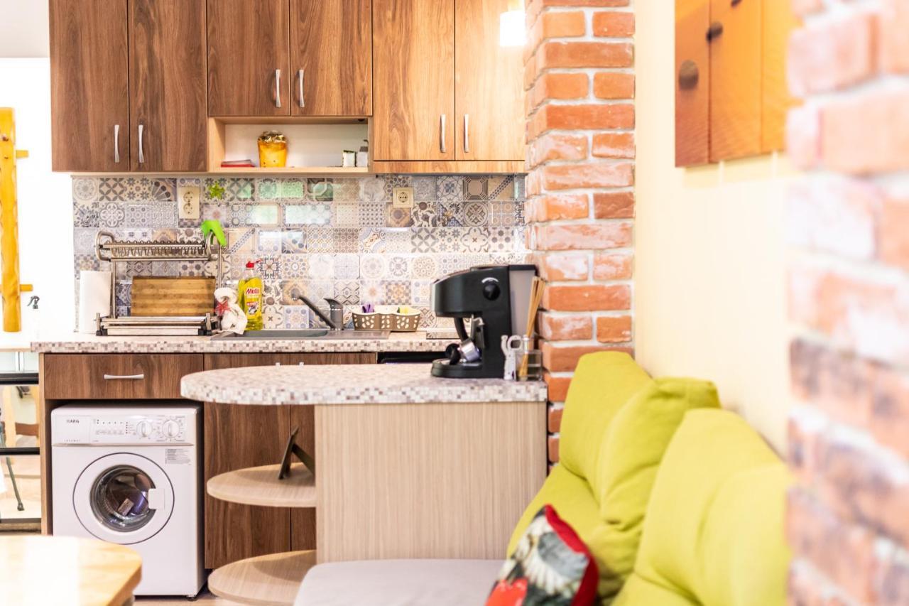 Barcelona Colorful Central Studio W Green Backyard Sofya Dış mekan fotoğraf